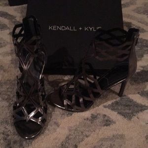 Kendall and Kylie pumps